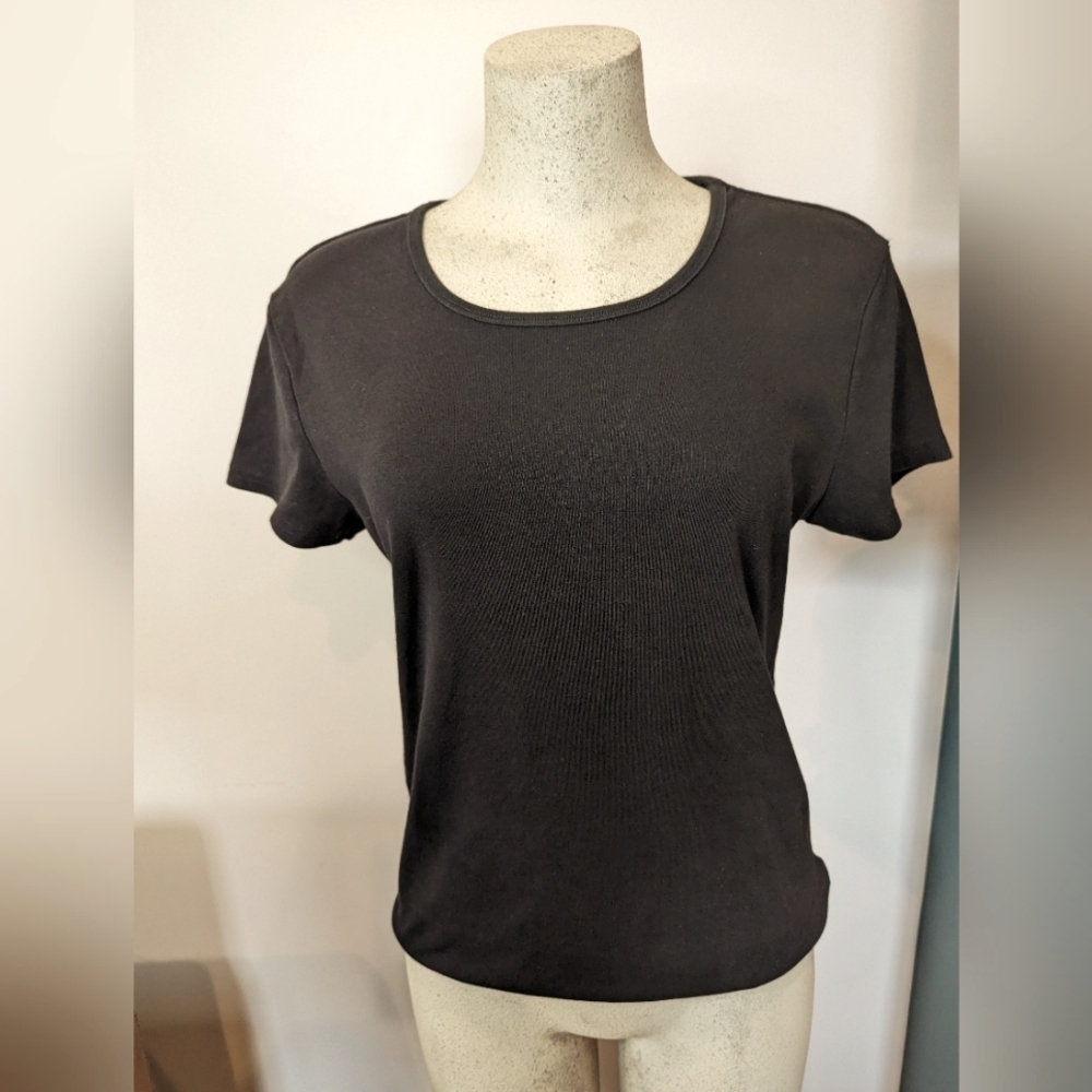 Ellen Tracy black stretch woman's tee shirt size Large Cotton Made In Canada